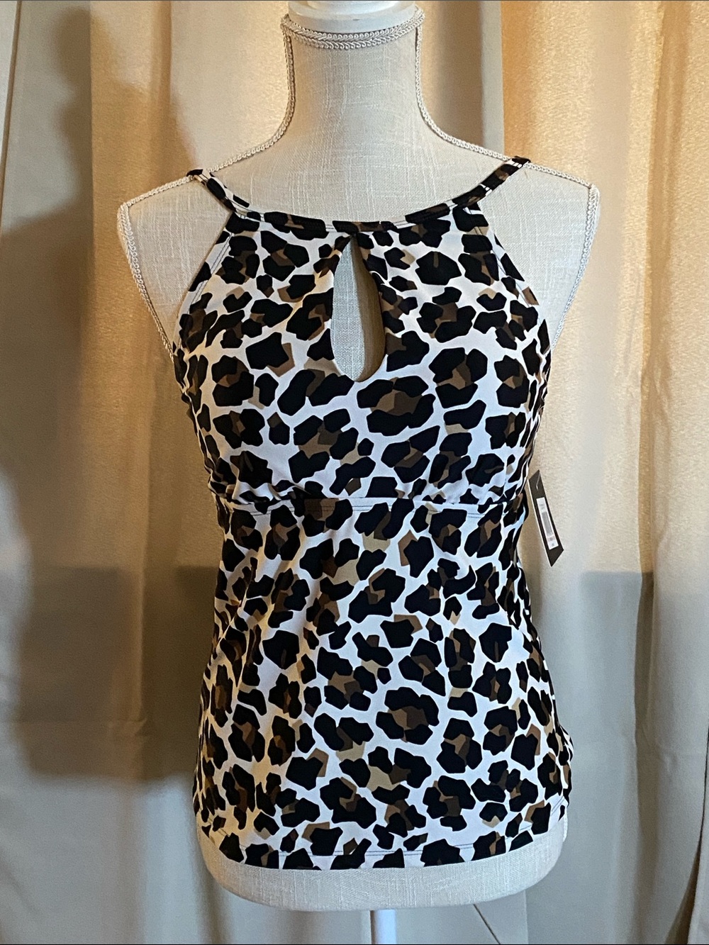 NEW Ellen Tracy Keyhole
Leopard Top Tankini Swimwear Size 10